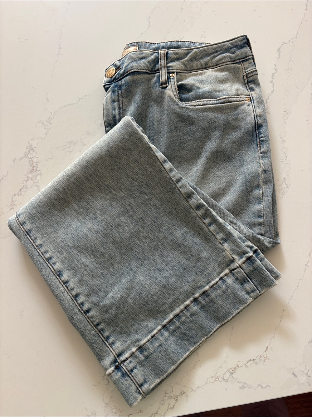 Kut from the Kloth Kelsey Ankle Flare Light Wash Women’s Jeans 16